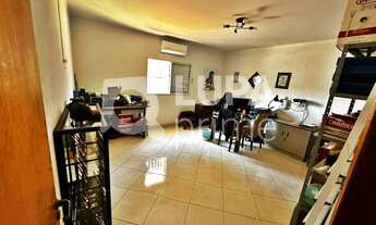 Imagem 6: 3 dormitórios na Rua Orlando Jardim