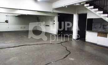 Imagem: 2 banheiro na Avenida Doutor Eduardo Cotching