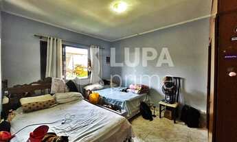 Imagem 4: 4 dormitórios, 1 suítes, 4 banheiro, 2 vagas na garagem