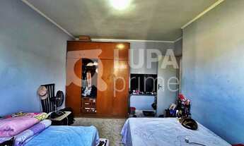 Imagem 7: 4 dormitórios, 1 suítes, 4 banheiro, 2 vagas na garagem