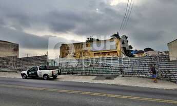 Imagem 6: Na Avenida Júlio Buono