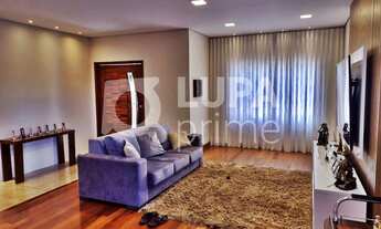 Imagem 2: 3 dormitórios na Rua Vice-prefeito Nelson Fiuza