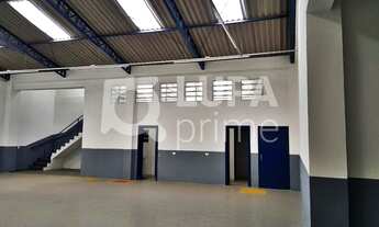 Imagem: 7 banheiro, 4 vagas na garagem