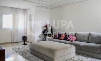 Imagem 4: 3 dormitórios na Rua Laerte