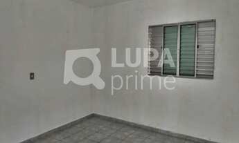 Imagem 4: 2 dormitórios, 1 banheiros, 1 vaga na garagem