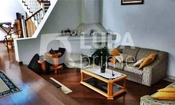 Imagem: 4 dormitórios na Rua Theodomiro Moraes