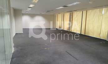 Imagem 3: 6 banheiro na Rua Américo Brasiliense