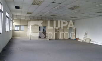 Imagem 2: 6 banheiro na Rua Urbano Duarte