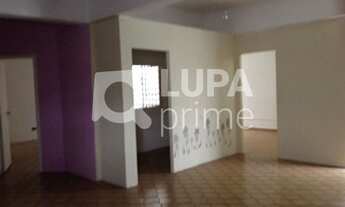 Imagem 2: 12 banheiro na Avenida Leôncio De Magalhães