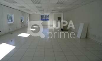 Imagem 2: 10 banheiro, 10 vagas na garagem