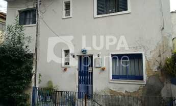 Imagem: 2 dormitórios, 1 banheiros, 1 vaga na garagem