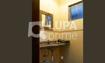 Imagem 3: 3 dormitórios na Rua Angelina Pena Botto