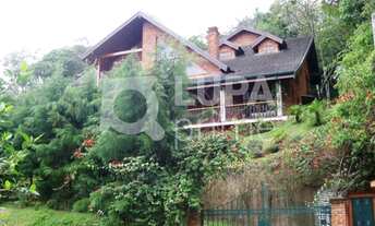 Imagem 3: 4 dormitórios, 4 suíte, 5 banheiro, 5 vagas na garagem