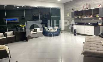 Imagem: 3 dormitórios na Rua Clemente Faria