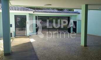 Imagem 3: 4 dormitórios na Rua Theodomiro Moraes Cunha