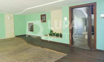 Imagem 7: 4 dormitórios na Rua Theodomiro Moraes Cunha