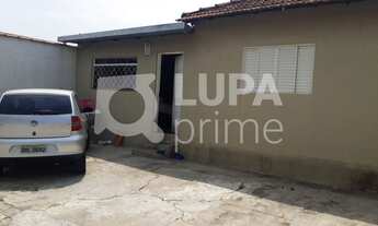 Imagem 2: 2 dormitórios na Rua Adauto Bezerra Delgado