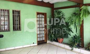 Imagem: 3 dormitórios na Rua Itamonte