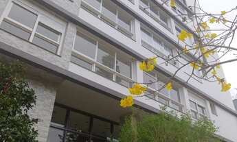 Imagem 2: Apartamento à venda no bairro Passo da Areia em Porto Alegre/RS