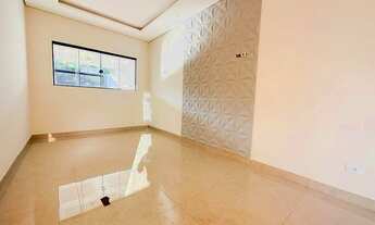 Imagem 3: Linda casa com moldura em gesso e area gourmet no Rita Vieira