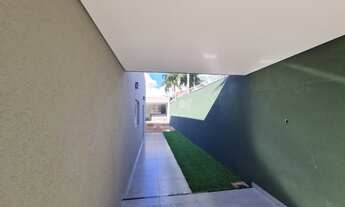 Imagem 5: Casa ampla e espaçosa com 3 quartos e 1 suite no Vila Carlota