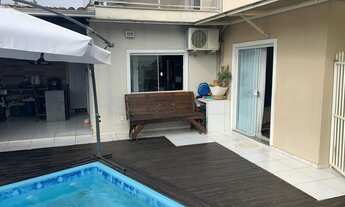 Imagem 2: Sobrado Geminado com 127 m², 3 quartos sendo 1 suíte à venda no Jardim Sofia por R$580.000