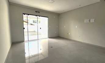 Imagem 4: Sobrado geminado com 3 dormitórios sendo 1 suíte à venda no bairro Bom Retiro em Joinville