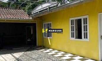 Imagem 4: Casa com fogão á lenha e amplo terreno - aceita permuta