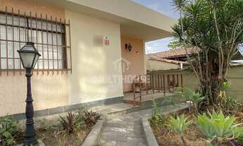 Imagem: Casa para alugar no Itapoã com 152m, 4