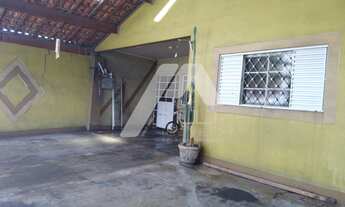 Imagem 2: Linda casa dupla a venda no Jardim Petrópolis em São José dos Campos-SP