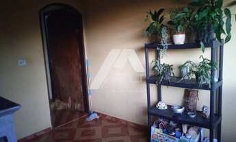 Imagem 3: CASA PRÓXIMA AO SHOPPING JACAREÍ COM 2 DORMITÓRIOS EM EXELENTE RUA