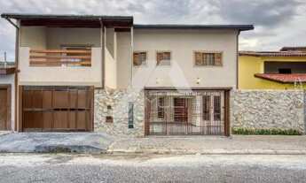 Imagem: Casa de Alto Padrão Mobiliada - Santa Maria