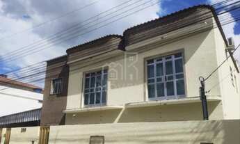 Imagem: Casa à venda em Barbacena com 3 dormitórios