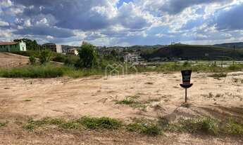 Imagem 2: Lote com 1.400m² à venda, bairro Araújo, ALFREDO VASCONCELOS - MG