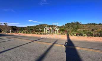 Imagem 3: Terreno amplo com 4.124m² à venda, Colônia Rodrigo Silva, BARBACENA - MG