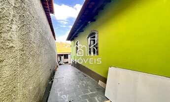 Imagem 7: Casa à venda em Barbacena com 3 dormitórios no bairro Grogotó