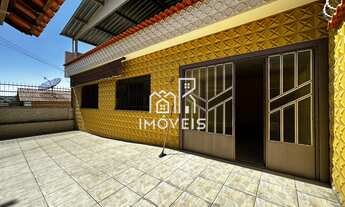 Imagem 2: 2 Casas à venda em BARBACENA - MG com 6 quartos no Vilela