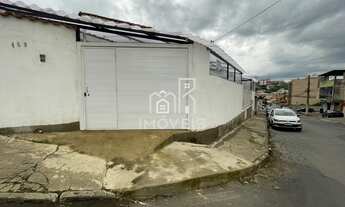 Imagem: Casa à venda em Barbacena com 2 dormitórios