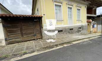 Imagem 2: Casa à venda em Barbacena com 5 dormitórios sendo 2 suítes no bairro São José