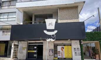 Imagem 2: Casa à venda em Barbacena com 4 dormitórios com 2 suítes no Centro