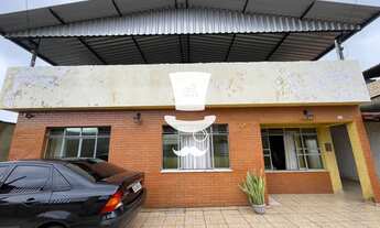 Imagem 2: Casa à venda no Santo Antônio em BARBACENA - MG com 4 quartos