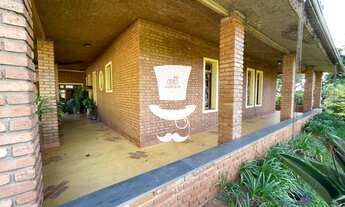 Imagem 2: Sítio à venda em Antônio Carlos com 4 sendo 3 suítes e 1 closet no Vale do Ipê