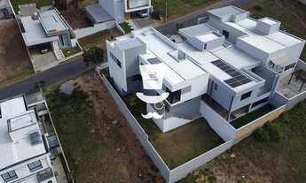 Imagem 4: Casa à venda em Barbacena com 4 dormitórios sendo 2 suítes no bairro São José