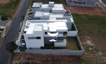 Imagem 5: Casa à venda em Barbacena com 4 dormitórios sendo 2 suítes no bairro São José