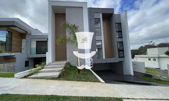 Imagem: Casa à venda em Barbacena com 4 dormitórios