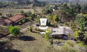 Imagem: Sítio à venda em Antônio Carlos com 6ha