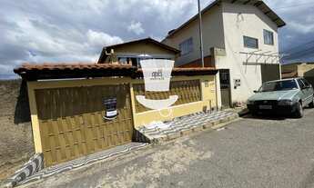 Imagem 2: Casa à venda em Barbacena com 3 dormitórios no bairro Nova Cidade