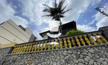 Imagem 3: Casa à venda em Barbacena com 5 dormitórios sendo 2 suítes no Centro