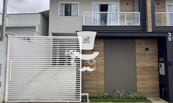 Imagem: Casa à venda em Barbacena com 3 dormitórios