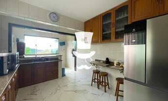 Imagem 6: Casa à venda em Barbacena com 4 dormitórios sendo 1 suíte Santa Cecília